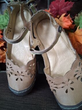 Jambu Tan Cutout Mary Jane Flats with Scalloped Edge
